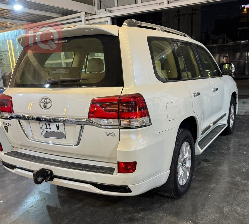 تويوتا لاندكروزر